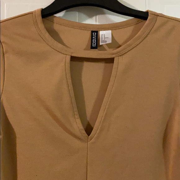 Classy cropped top - Picture 2 of 2